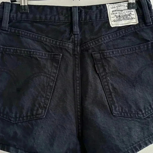 Levi’s Wellthread Collection Ribcage Short, Size 28, Black High-Waisted Shorts - Picture 14 of 16
